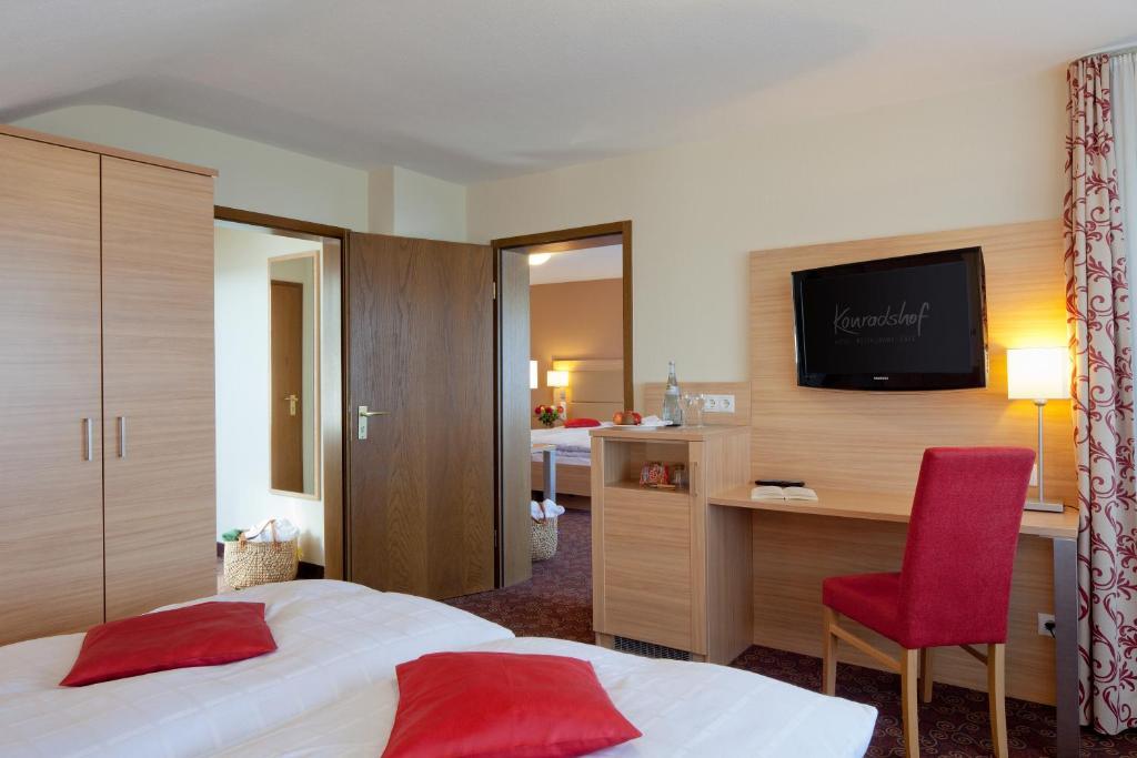 Hotel Konradshof Seewald Экстерьер фото
